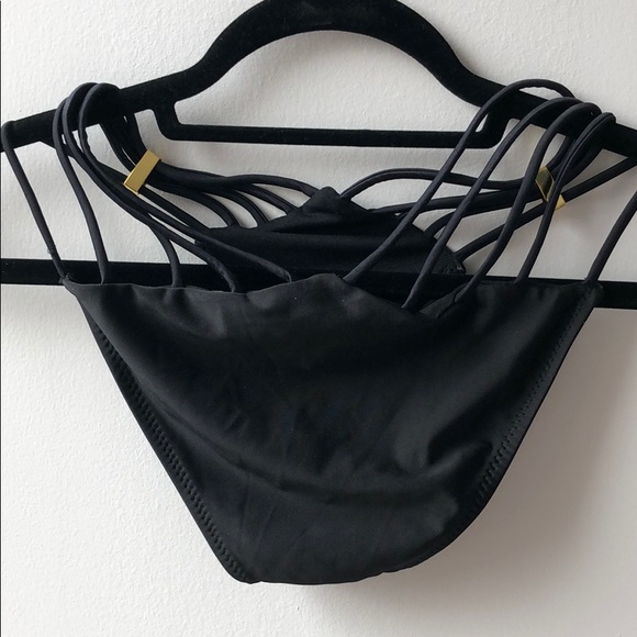 Black String Bikini - Picture 3 of 5
